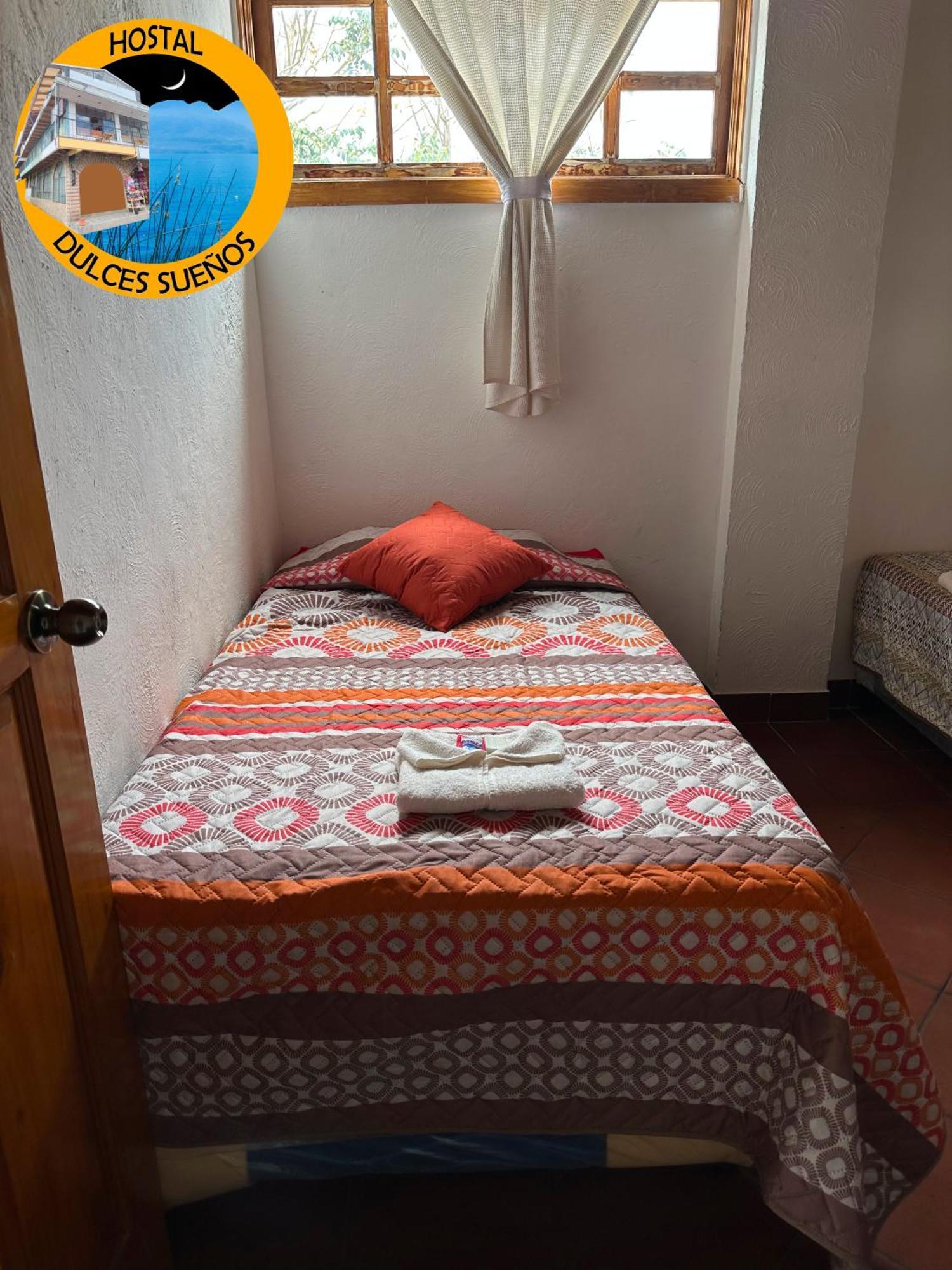 Hostal Dulces Suenos 帕纳哈切尔 外观 照片