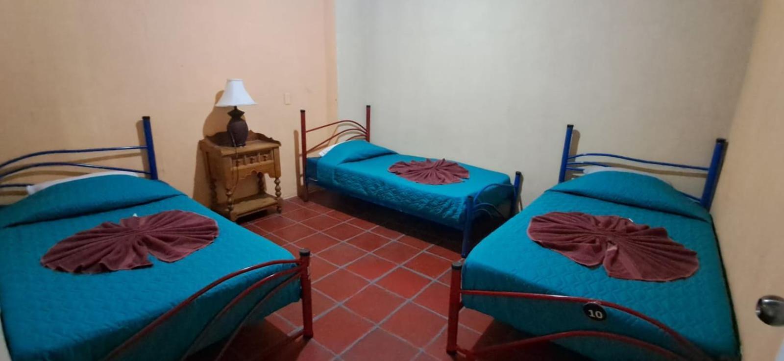 Hostal Dulces Suenos 帕纳哈切尔 外观 照片