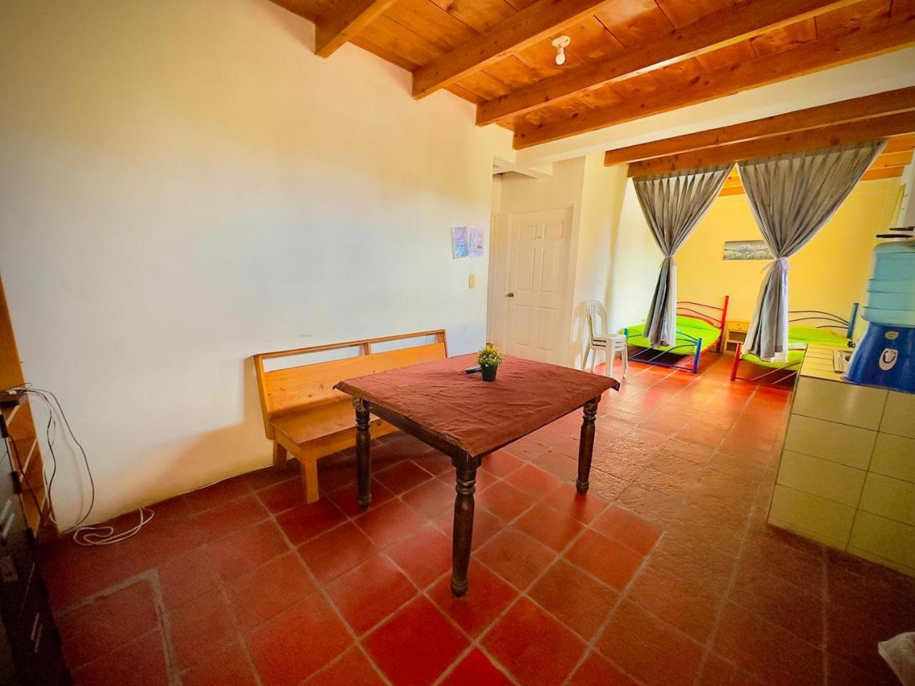 Hostal Dulces Suenos 帕纳哈切尔 外观 照片